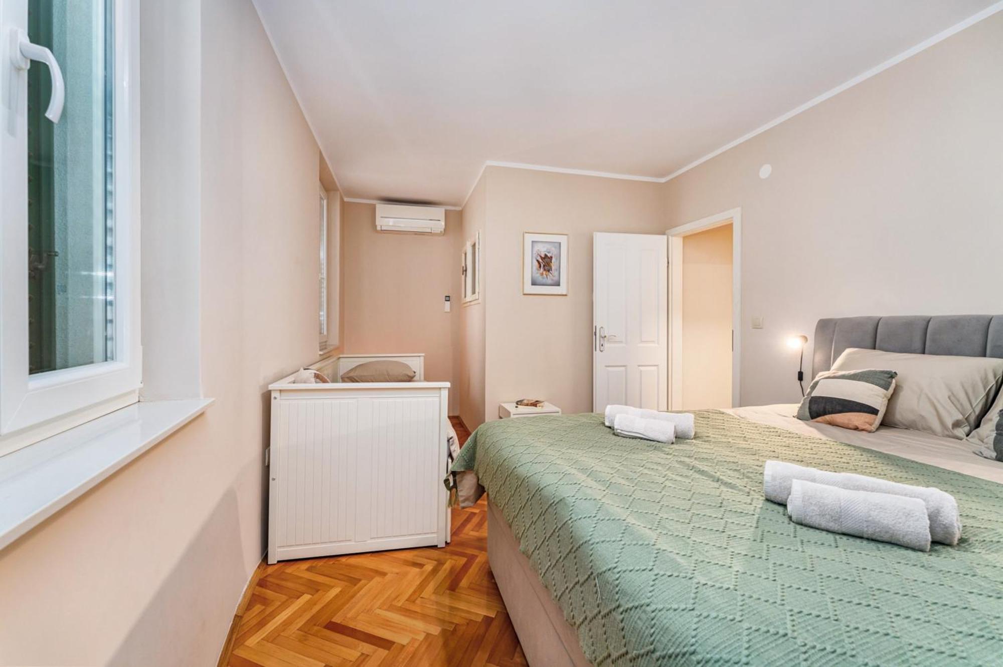 Samm Apartments Šibenik Екстериор снимка