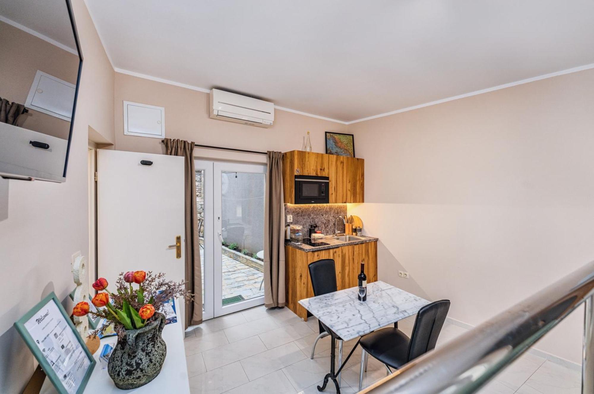 Samm Apartments Šibenik Екстериор снимка