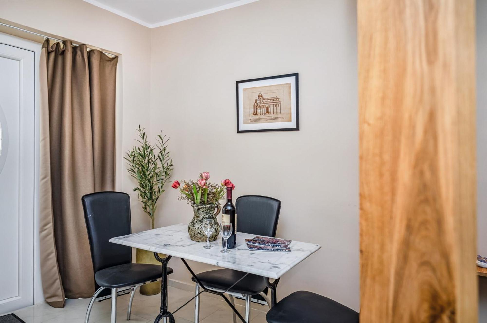 Samm Apartments Šibenik Екстериор снимка