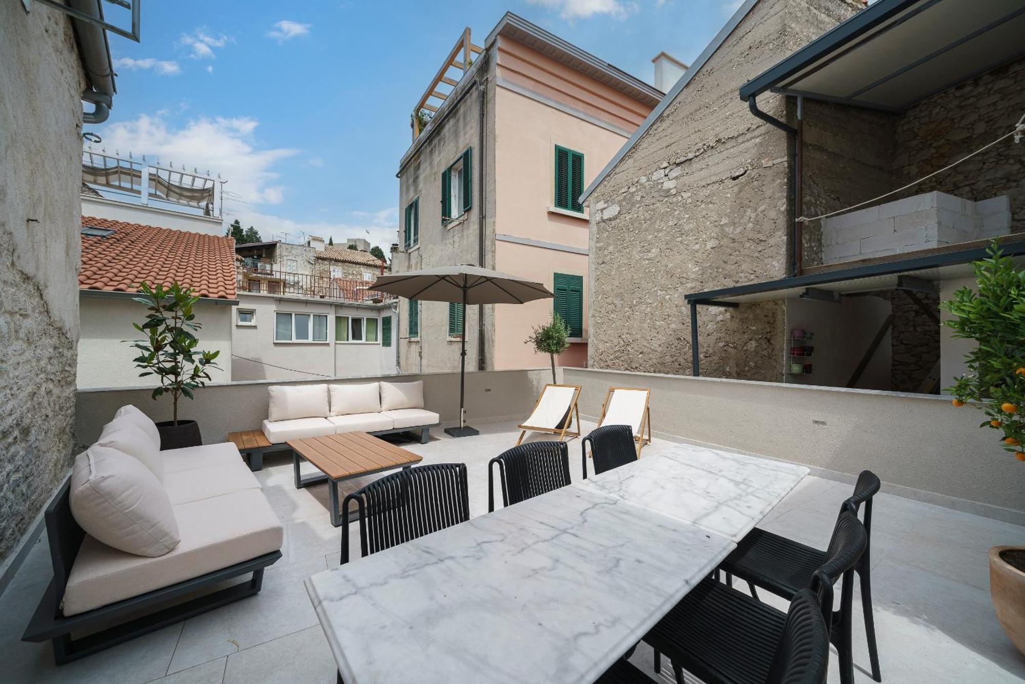 Samm Apartments Šibenik Екстериор снимка
