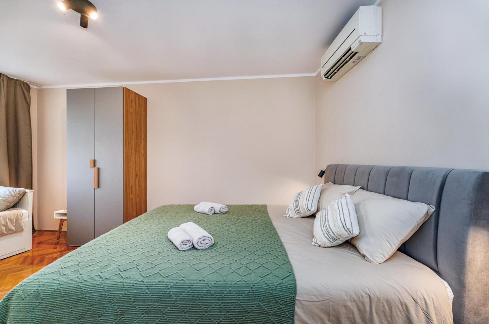 Samm Apartments Šibenik Екстериор снимка
