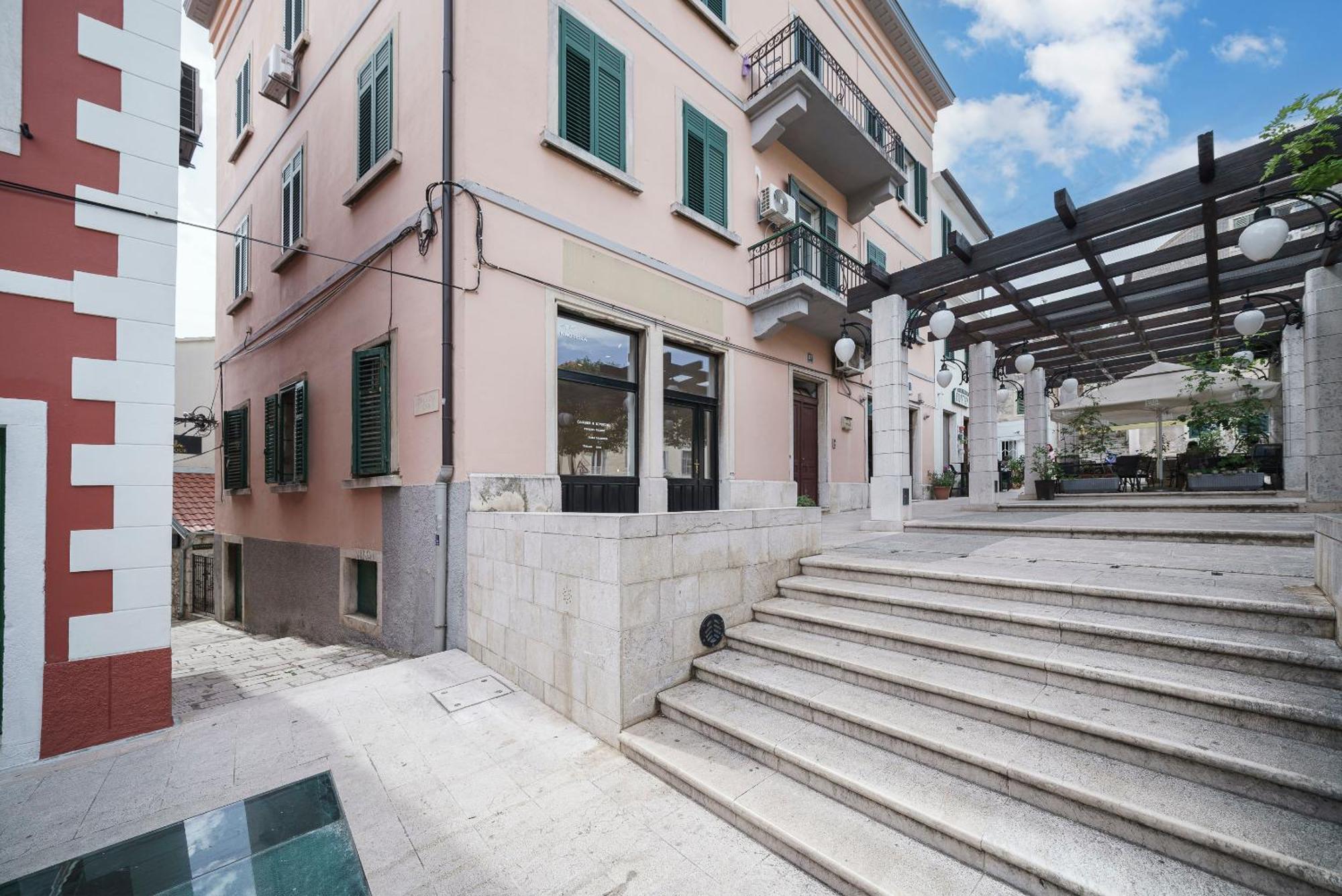 Samm Apartments Šibenik Екстериор снимка